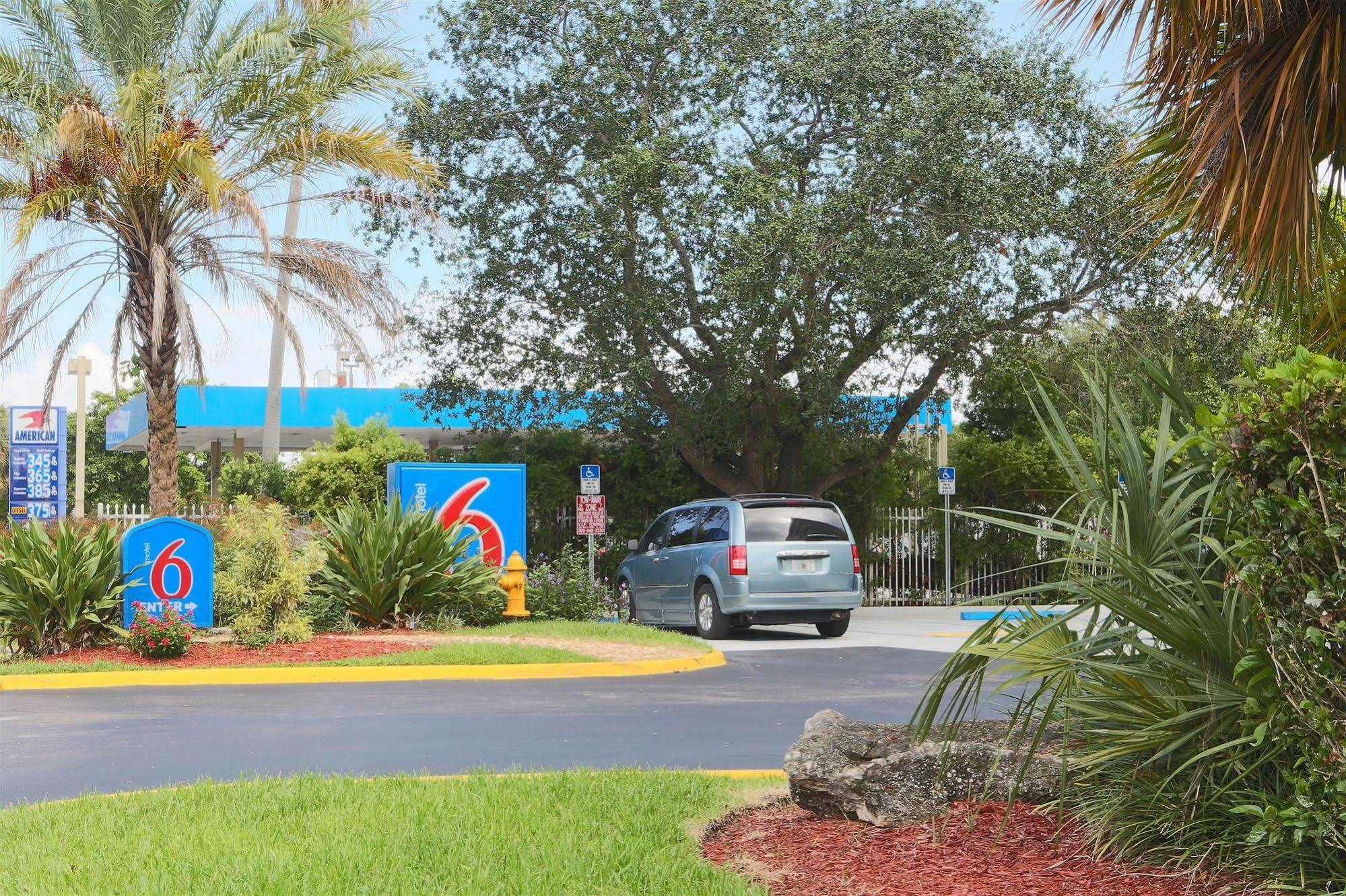 Motel 6-Cutler Bay, Fl Dış mekan fotoğraf