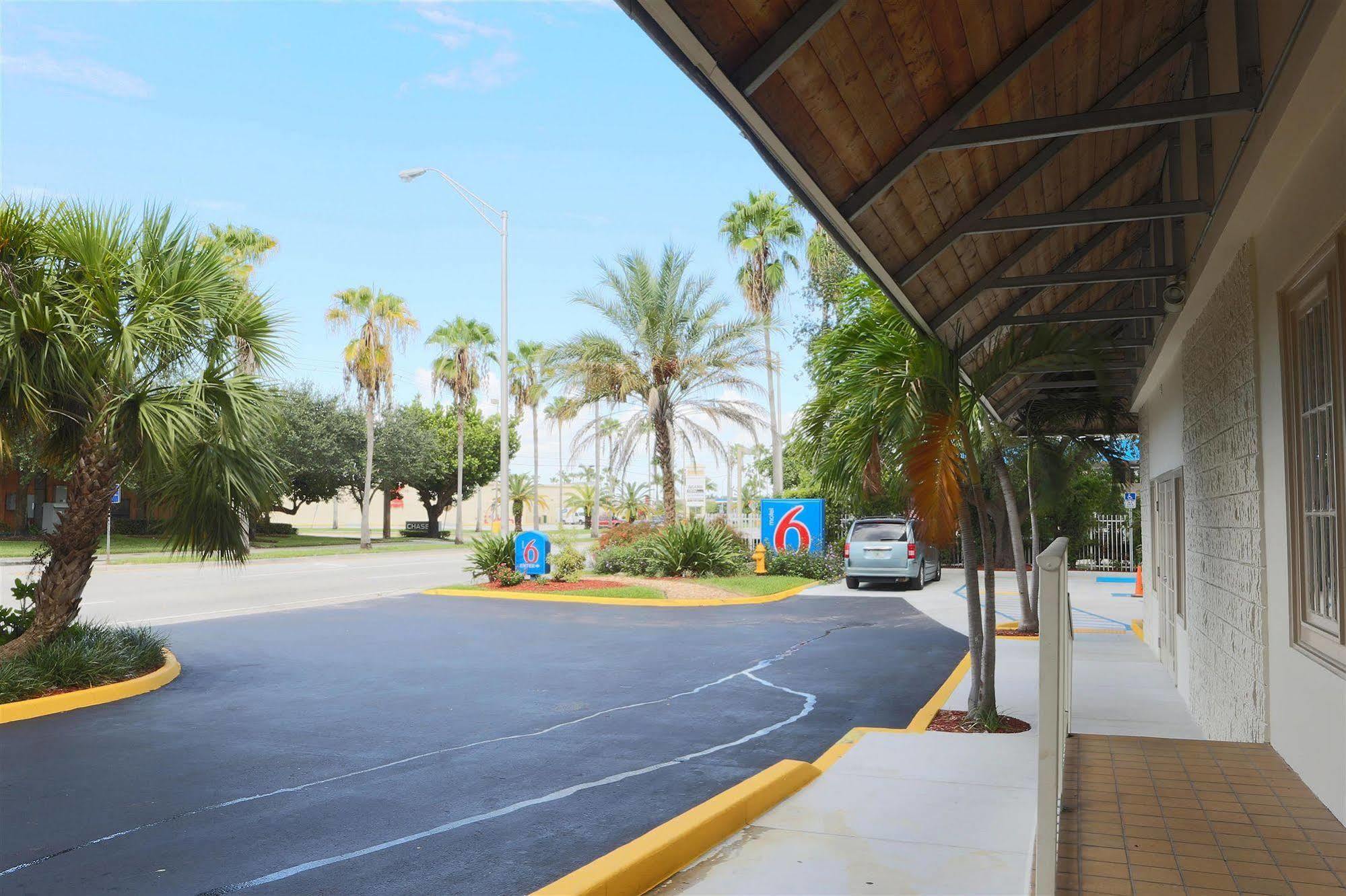 Motel 6-Cutler Bay, Fl Dış mekan fotoğraf